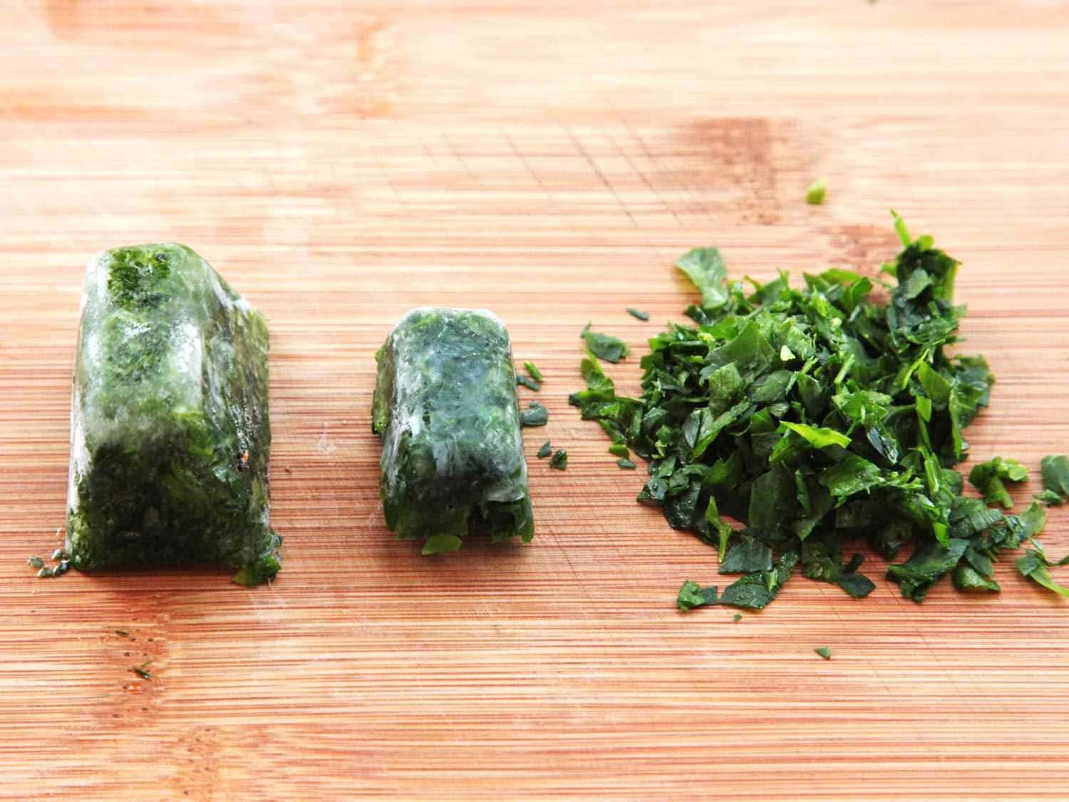 Freezing chopped herbs